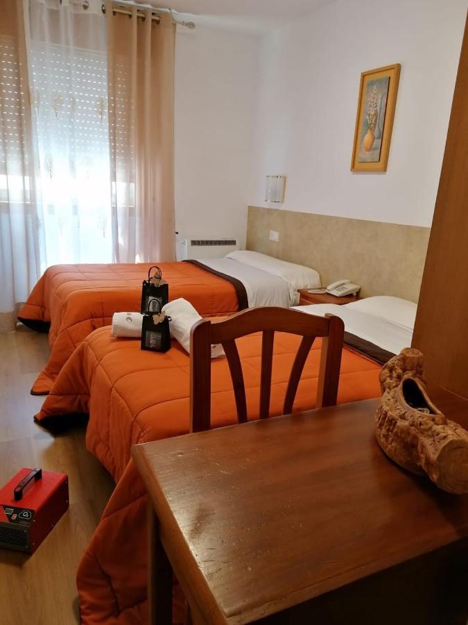 Pension Santa Clara โอโกรูญา ภายนอก รูปภาพ