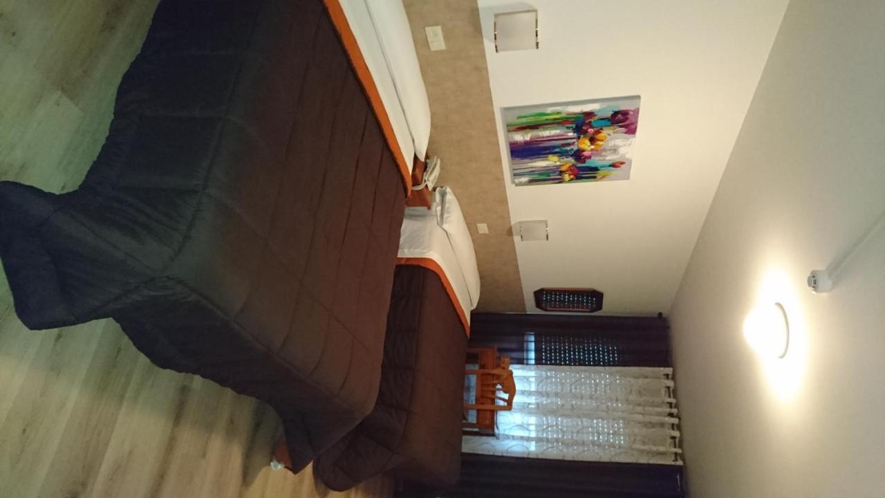 Pension Santa Clara โอโกรูญา ภายนอก รูปภาพ